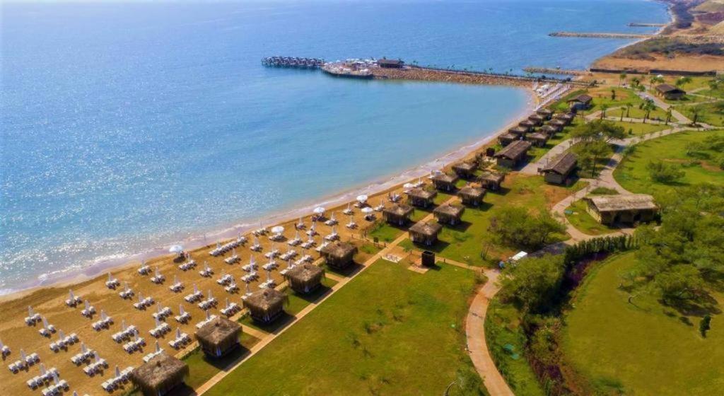 Concorde Luxury Resort & Casino & Convention & Spa 法马古斯塔 外观 照片