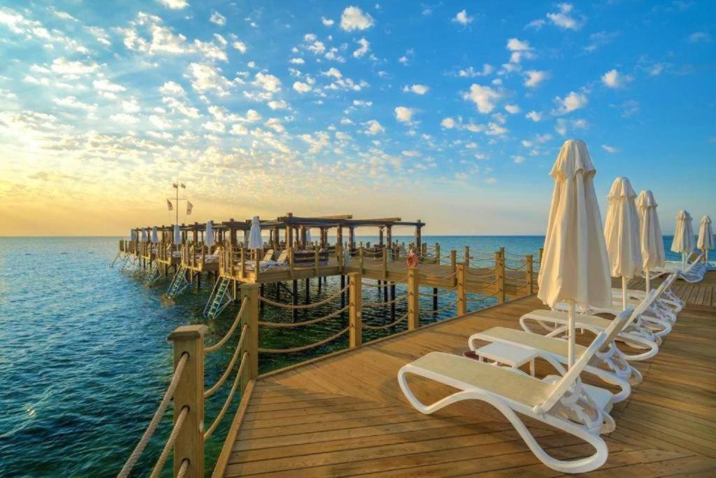 Concorde Luxury Resort & Casino & Convention & Spa 法马古斯塔 外观 照片
